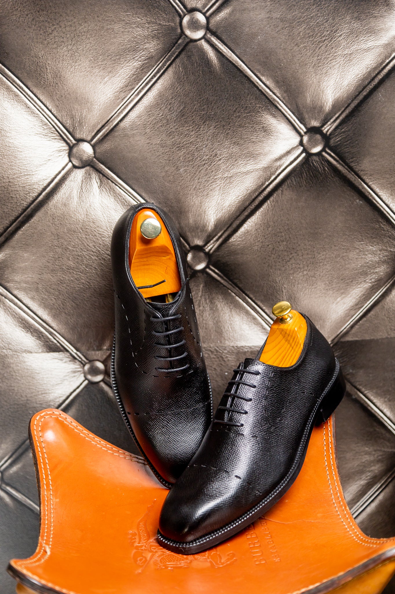 The Heritage Oxford Textured Black Calfskin Dress Shoes