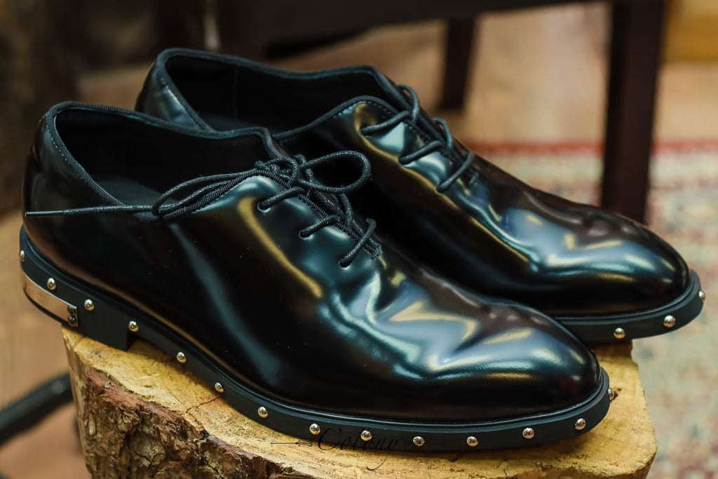 Men's Real Leather Rivets Lace Up Oxford Shoes